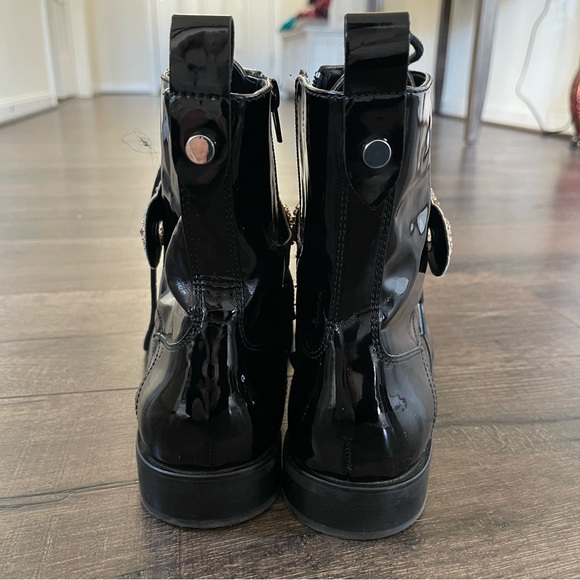 Betsey Johnson Dexter Black Patent Fashion Combat Boot 9.5 - Picture 11 of 15